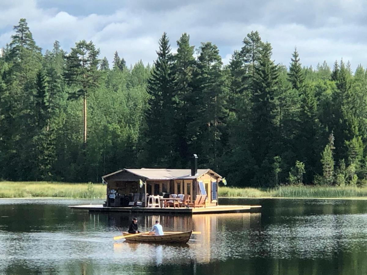 Rustika Strandstugor Utanfoer Country house Rattvik