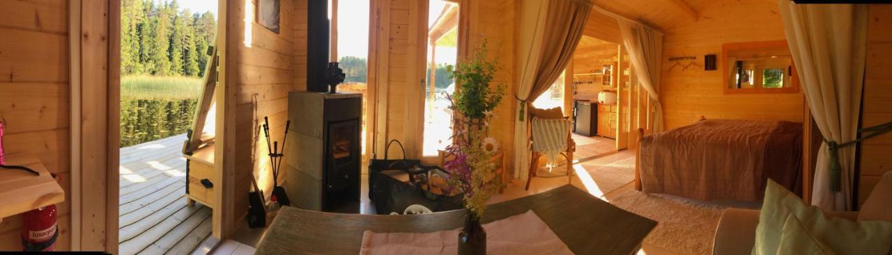 Rustika Strandstugor Utanfoer Country house *