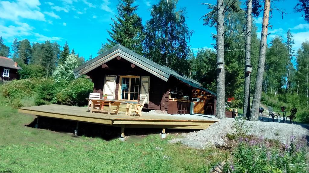 Rustika Strandstugor Utanfoer *