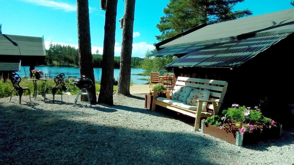 Country house Rustika Strandstugor Utanfoer