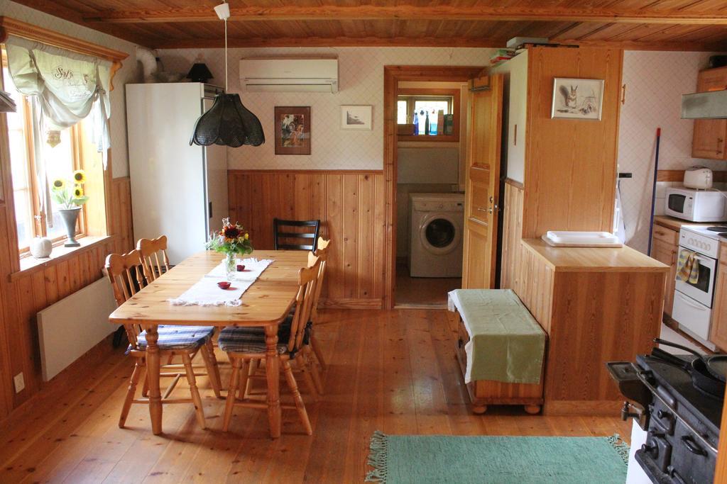 Rustika Strandstugor Utanfoer Country house