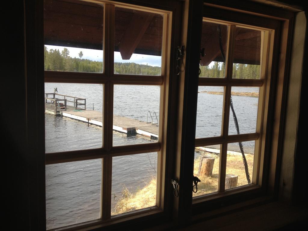 Rustika Strandstugor Utanfoer Rattvik