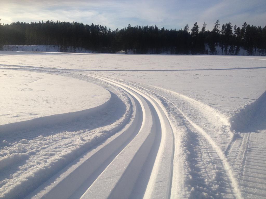 Rustika Strandstugor Utanfoer * Rattvik