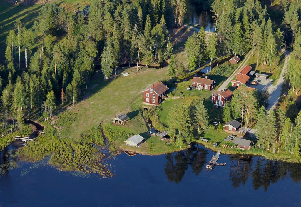 Rustika Strandstugor Utanfoer Rattvik